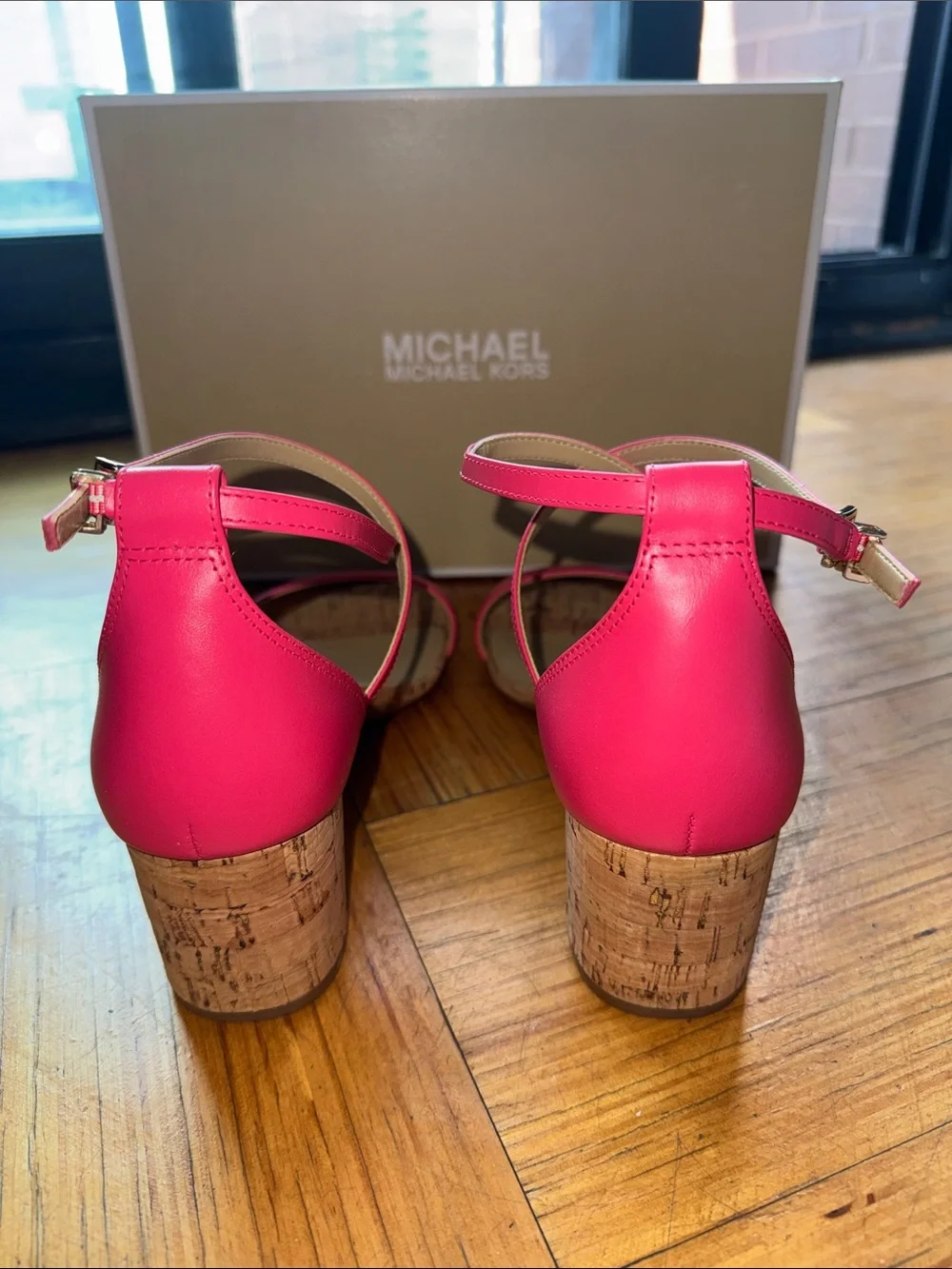 💜OFFERS💜 - Michael Kors Serena Flex Leather Heel Sandals